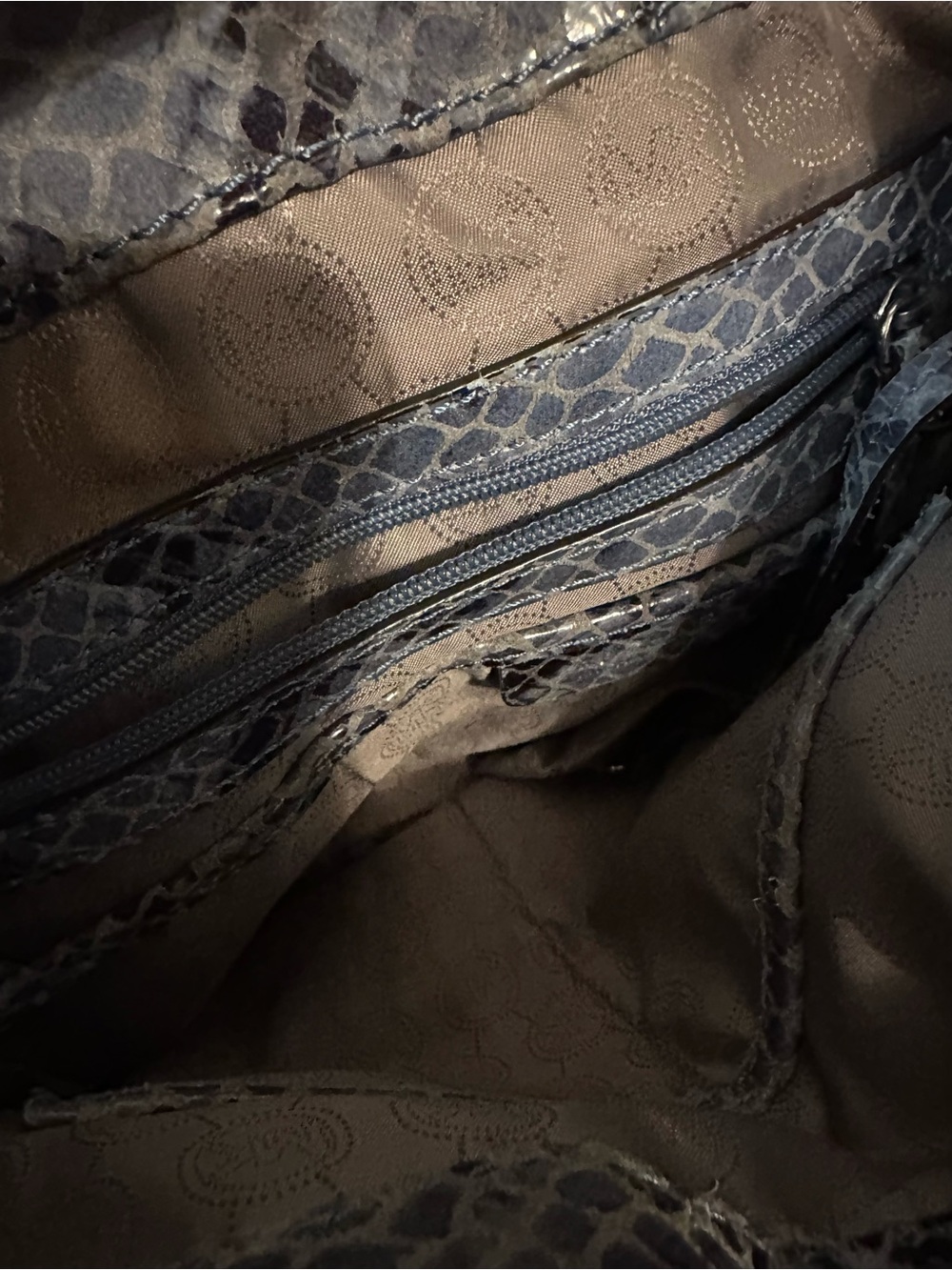 Michael Kors Blue Snakeskin Hamilton Bag - Picture 7 of 9
